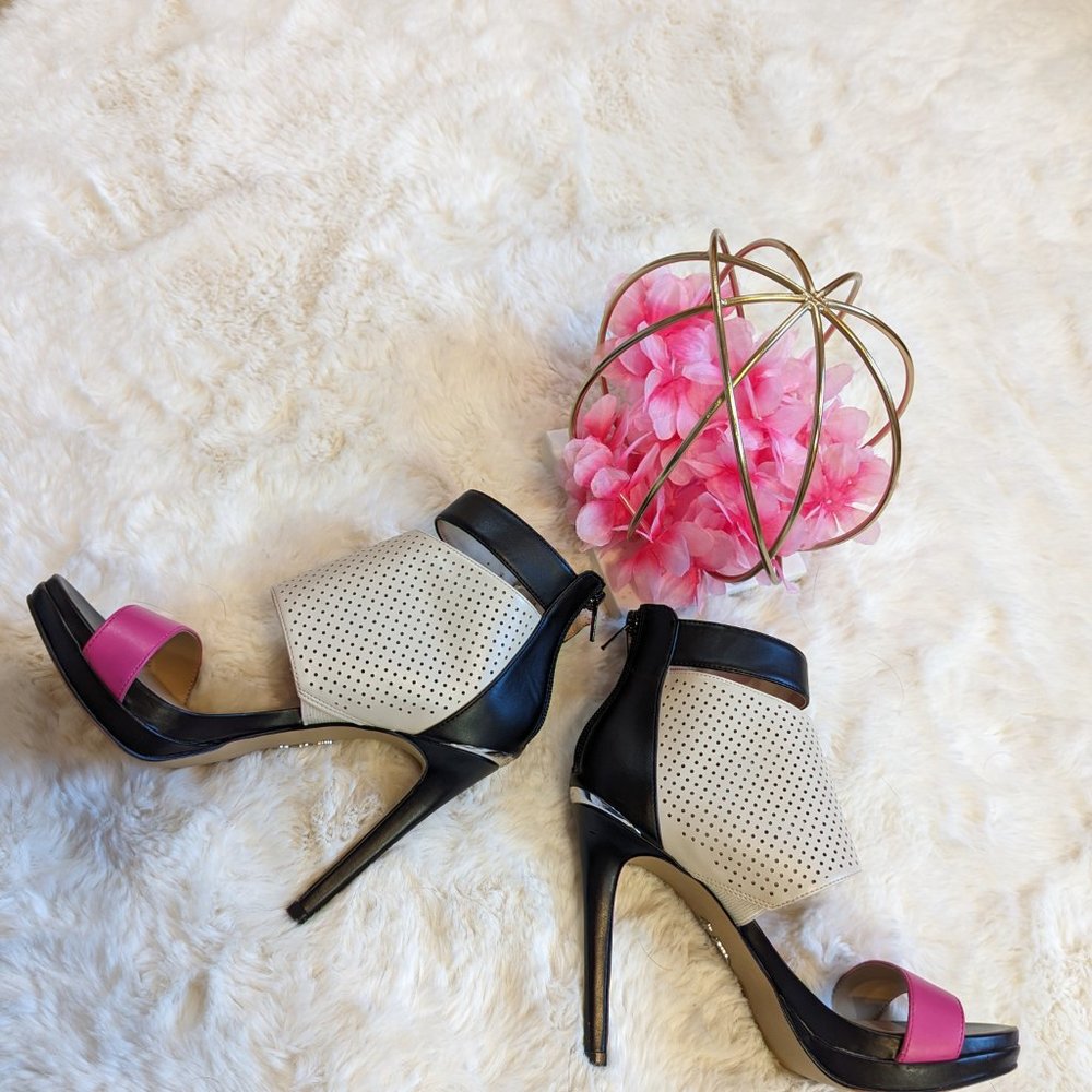 Juicy Couture sandals, size 7 - Picture 2 of 12